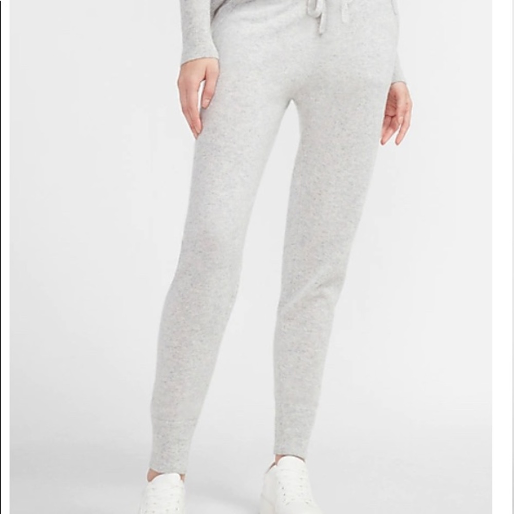 100% Cashmere joggers